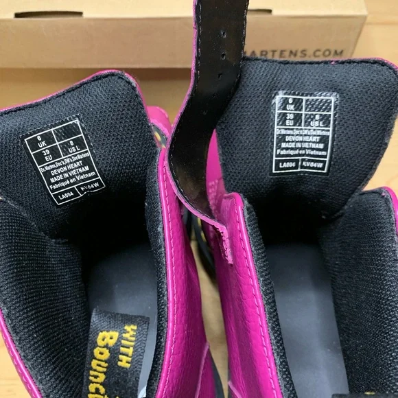 Dr. Martens ‘Devan Heart’ Magenta Milled Nappa Leather Platform Boots - Picture 2 of 9
